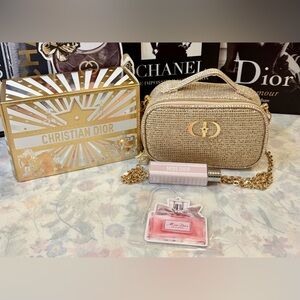 ⭐️Authentic MISS DIOR Reusable Lipstick Holder & Gold Vanity Bag/Crossbody⭐️
